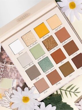 BeBella‎ Eyeshadow Palette - Daisy Daze